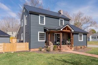 201 Macarthur Ave, Radford, VA 24141