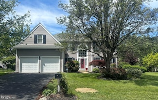 523 Fawnhill Dr, Langhorne, PA 19047