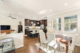 538 Sandalwood Dr, Livermore, CA 94551