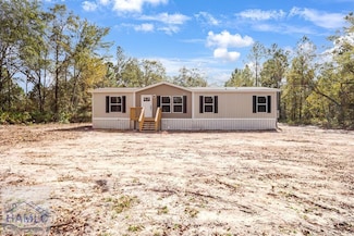 912 Broadhurst Rd W, Screven, GA 31560