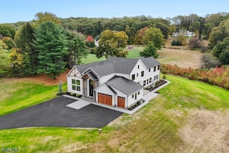465 Cherry Ln, Mendham, NJ 07945