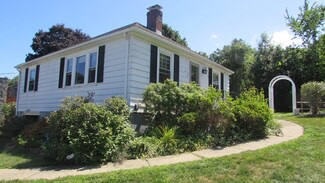 39 Gail St, Topsfield, MA 01983