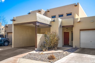 3221 La Paz Ln, Santa Fe, NM 87507