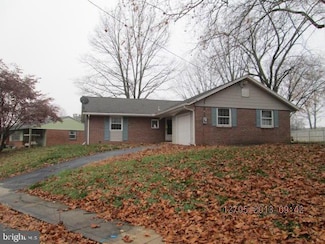 22 Faust Ln, Stevens, PA 17578