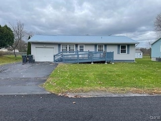 208 Yoxall Ln, Oriskany, NY 13424