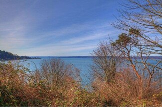 2727 SW 156th St, Burien, WA 98166