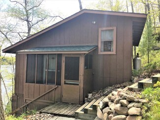 W2041 Bouten Rd, Sarona, WI 54870