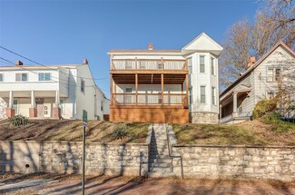 1212 E 4th St, Alton, IL 62002