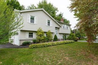 9 Fardon St, Billerica, MA 01821