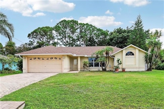 2579 SE Leithgow St, Port Saint Lucie, FL 34952