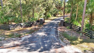 4599 N Williams Ave, Crystal River, FL 34428