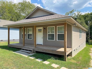 3207 6th Ave N, Pell City, AL 35125