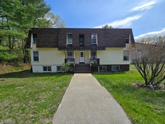 369 Lake Shore S, Montague, NJ 07827