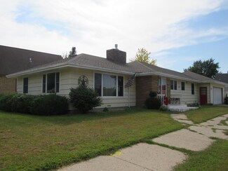 1250 Clary St, Worthington, MN 56187