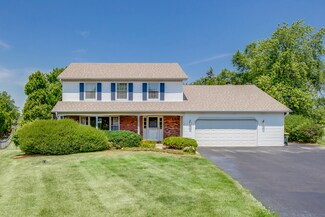 3N104 Crest Ct, West Chicago, IL 60185
