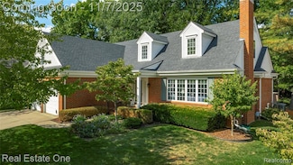 23326 Longacre Ct, Farmington, MI 48335