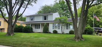 2106 Worthington Dr, Valparaiso, IN 46383
