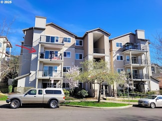 600 NW Lost Springs Terrace Unit 304, Portland, OR 97229