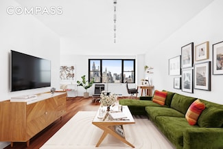 201 E 17th St Unit 32G, New York, NY 10003