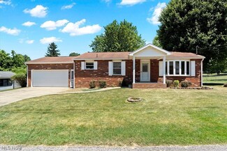1515 30th St, Vienna, WV 26105