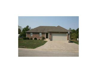 804 N Virginia St, Adrian, MO 64720