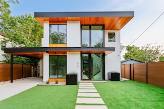 2807 Garwood St, Austin, TX 78702