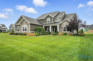 4711 Sunny Creek Ln, Sylvania, OH 43560