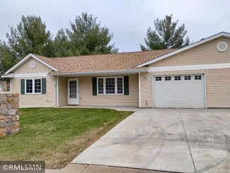 610 4th St NE, Pine City, MN 55063