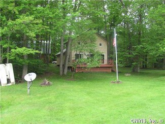 69 Lorton Lake Dr, Altmar, NY 13302