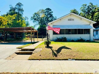 2305 Hickory St, Texarkana, AR 71854