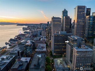 715 2nd Ave Unit 1801, Seattle, WA 98104