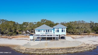 6717 Belle Fontaine Dr, Ocean Springs, MS 39564