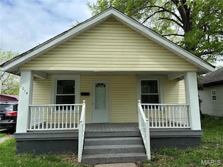 1014 E Broadway, Centralia, IL 62801