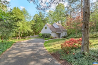 104 Boulder Spring Ct, Charlottesville, VA 22902