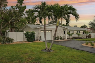 6913 Grande Vista Way S, South Pasadena, FL 33707