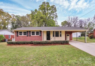 140 Mickle Ct, Rock Hill, SC 29732