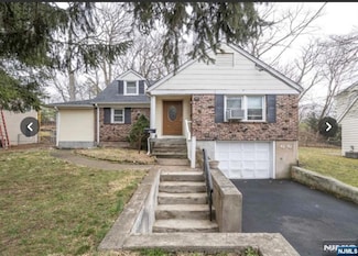 66 Dean Dr, Tenafly, NJ 07670
