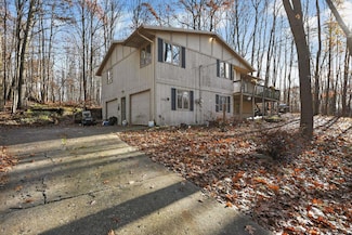 9742 Golf Port Dr, Stanwood, MI 49346
