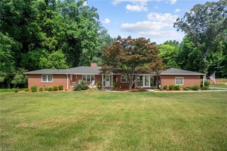 6745 Yadkinville Rd, Pfafftown, NC 27040