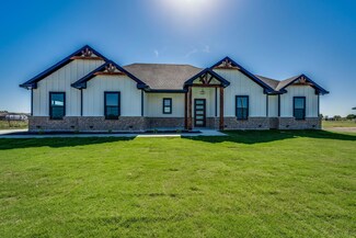 1031 Trumbull Rd, Ferris, TX 75125