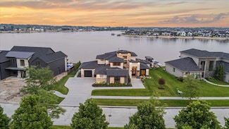29203 Mary St, Valley, NE 68064