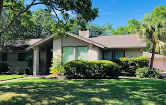 5258 Ariel St, Houston, TX 77096