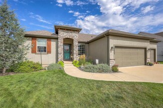 20009 Cooper St, Spring Hill, KS 66083