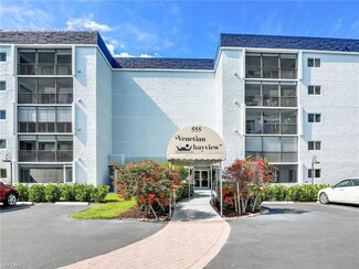 555 Park Shore Dr Unit 113, Naples, FL 34103