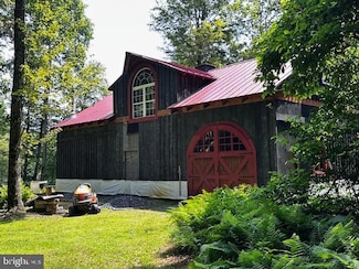 538 Two Mile Rd, Howard, PA 16841