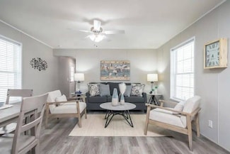 17 Kingston Dr, Hastings, NE 68901