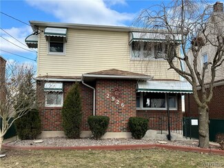 2926 Grand Ave, Niagara Falls, NY 14301