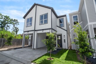1936 Wildpacher Dr, Houston, TX 77080