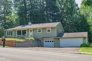 103 Pleasant St, East Longmeadow, MA 01028