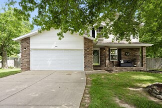 650 S Bridgewood Ct, Nixa, MO 65714